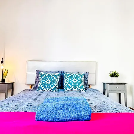 Private By La Rambla Hostel *