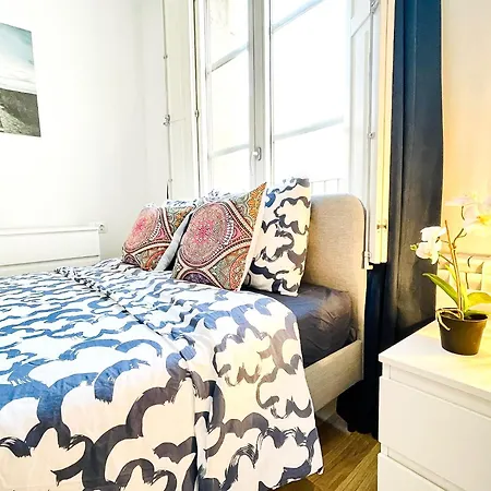 Private By La Rambla Hostel Barcelona